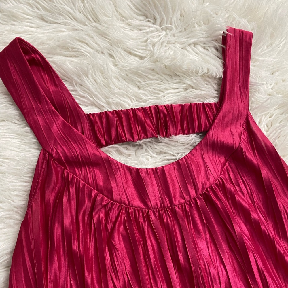 Pink Haltered Top - Picture 3 of 4